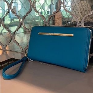 NWT Steve Madden wristlet